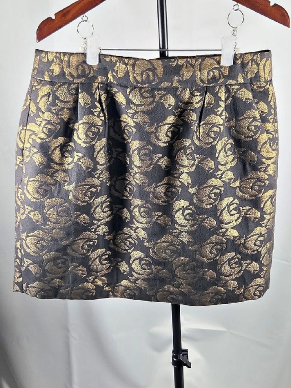 LOFT Floral Mini Skirt Black & Gold Size 12 Like New